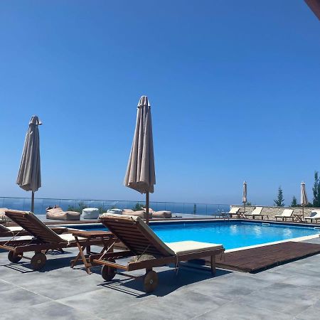Hotel Relax Dhërmi Kültér fotó