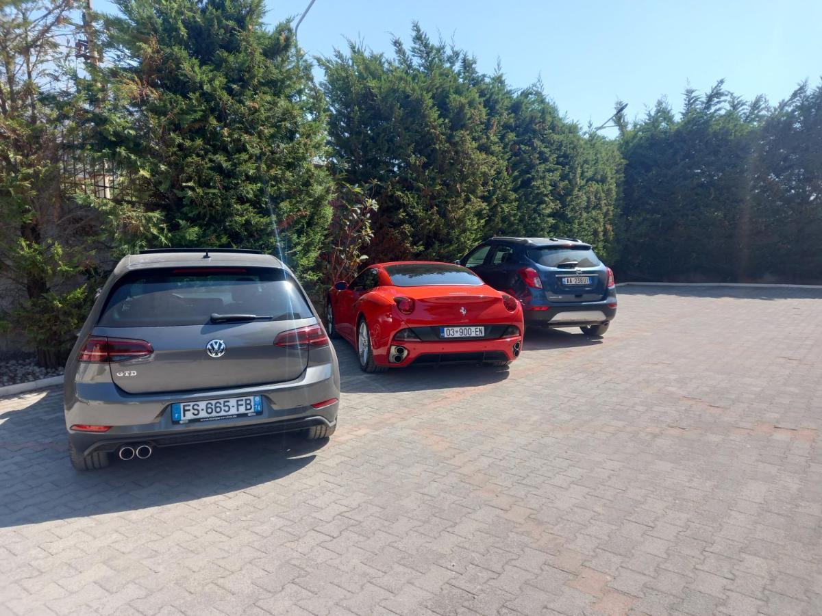 Hotel Relax Dhërmi Kültér fotó
